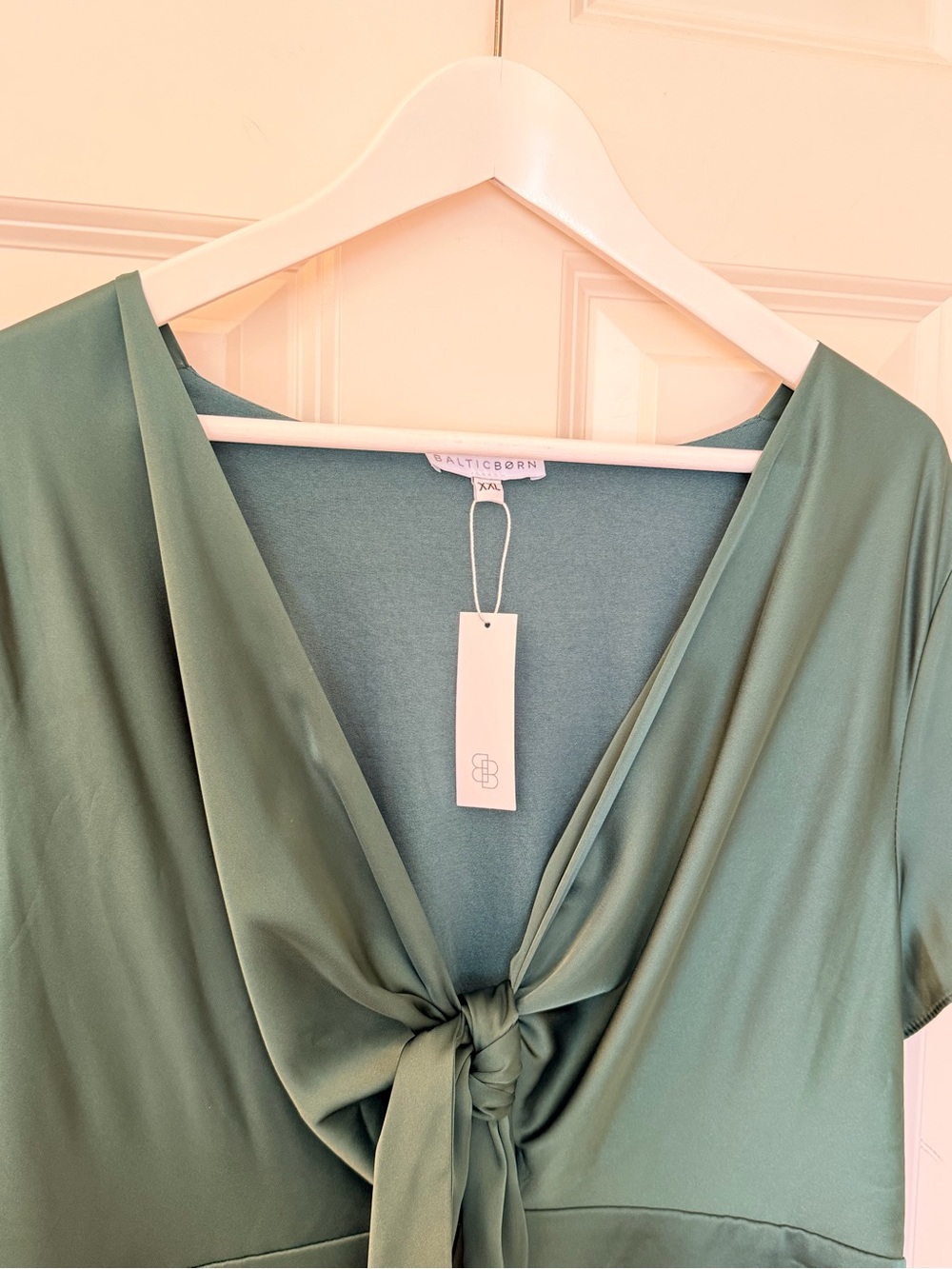 NWT! Baltic Born Poppy Emerald Green Satin Tie-Front Midi Dress - Picture 5 of 9